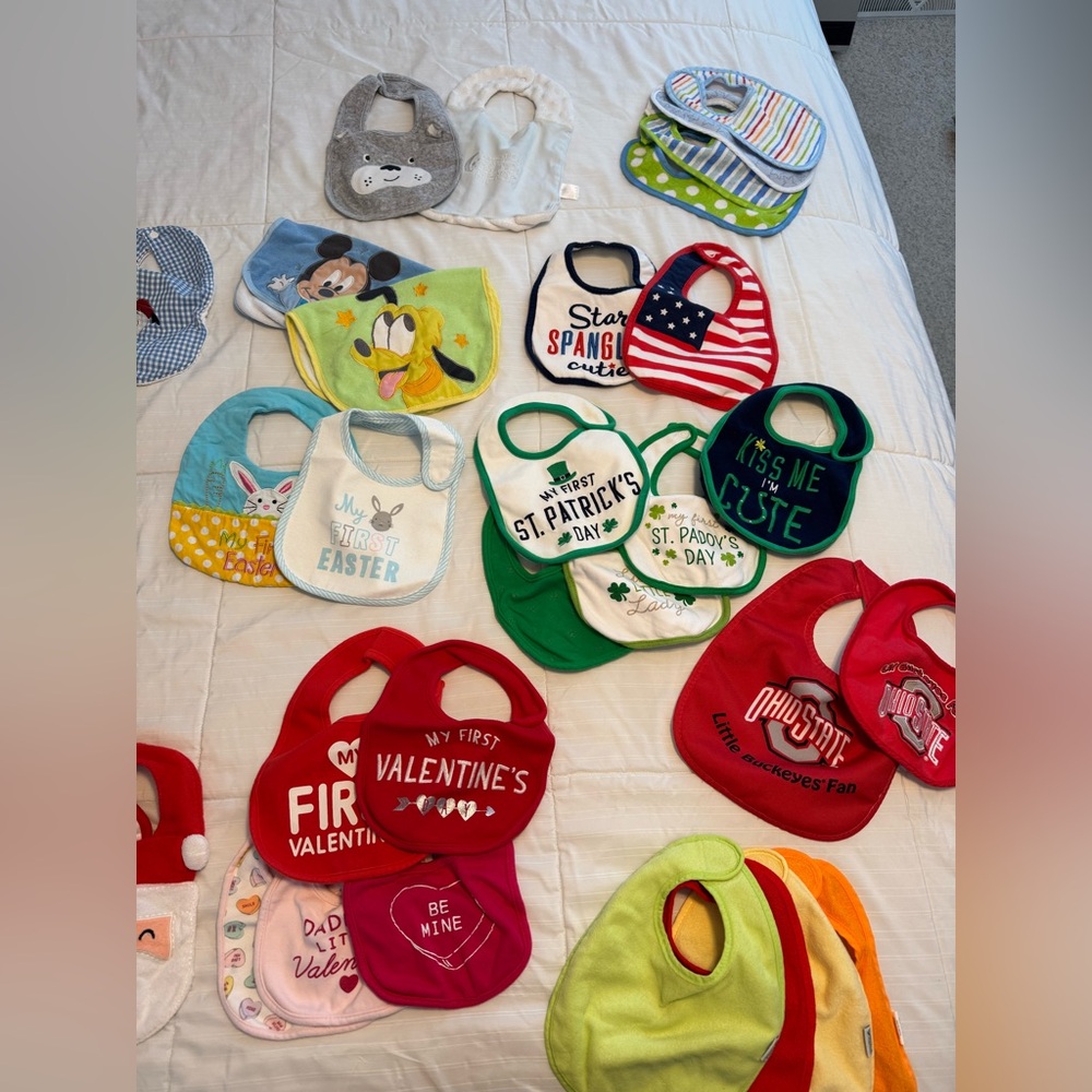 Holiday / Assorted Bibs
